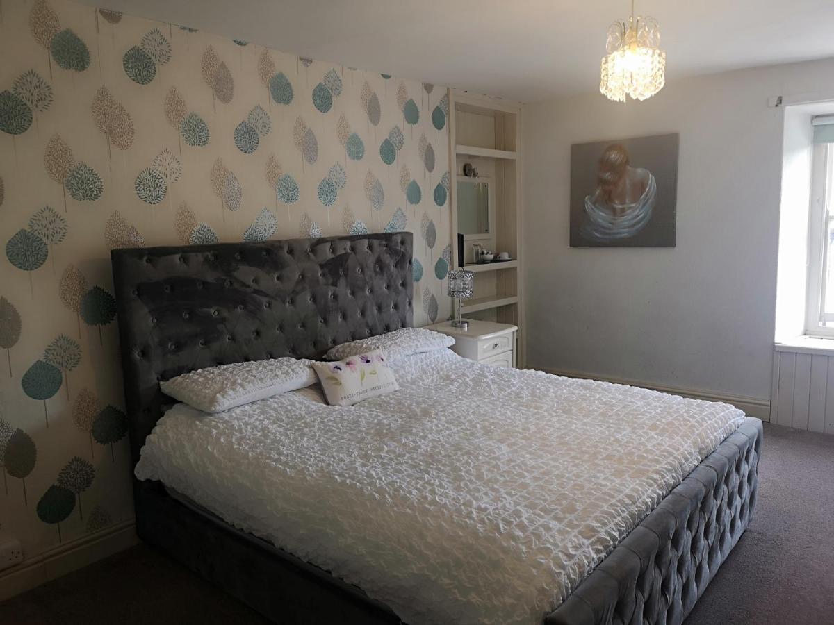 Red Lion Hotel Ystrad Meurig Eksteriør bilde